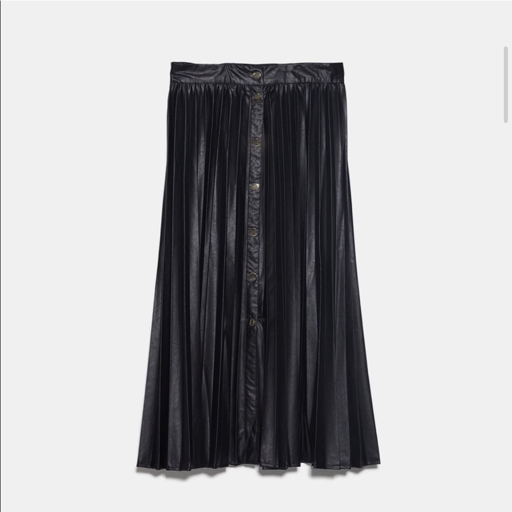 ZARA Faux Leather Pleated Mid Skirt - Picture 8 of 8